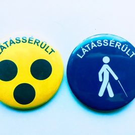 Látássérülteknek jelvény