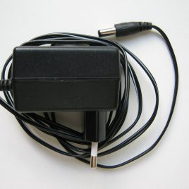 Adapter DC 6V vérnyomásmérőhöz